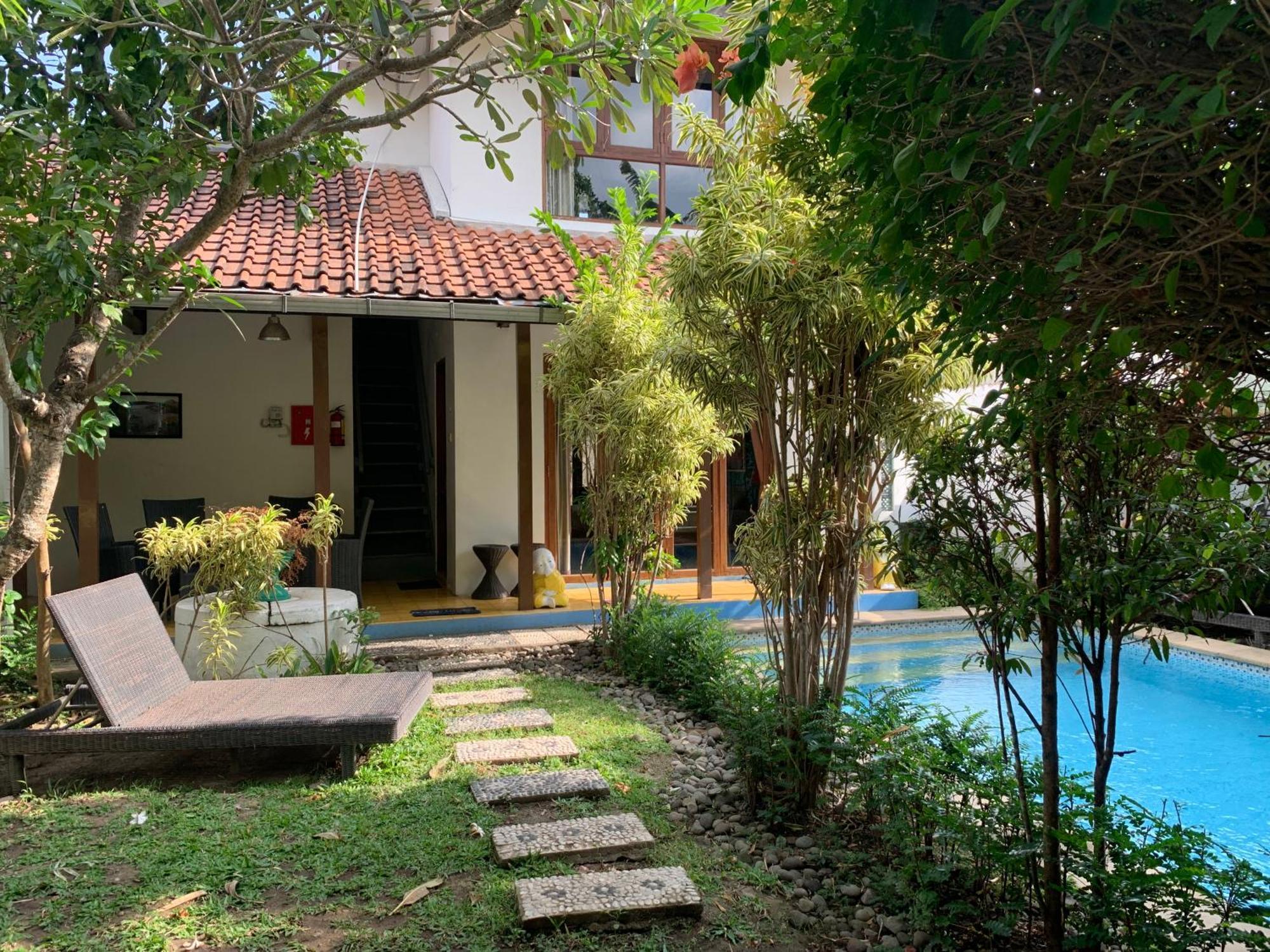 Villa Bougenville 요그야카르타 외부 사진